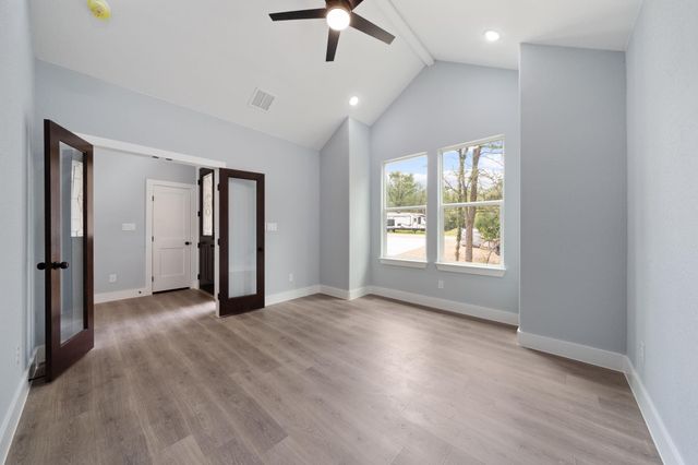 106 Halawa CT, Bastrop, TX 78602