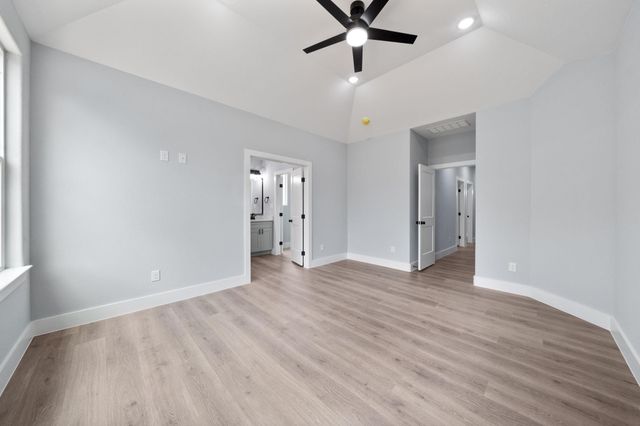 106 Halawa CT, Bastrop, TX 78602