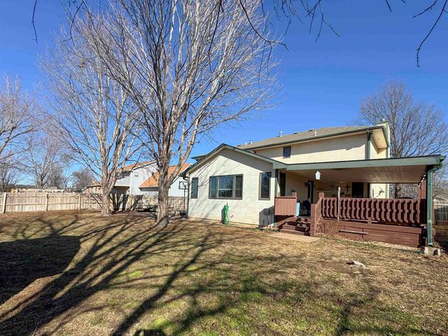 157 S Peachwood Dr., Haysville, KS 67060
