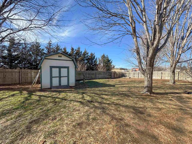 157 S Peachwood Dr., Haysville, KS 67060