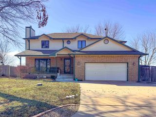 157 S Peachwood Dr., Haysville, KS 67060