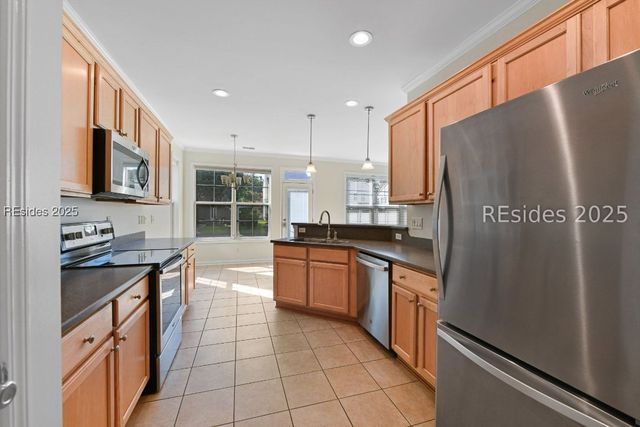 154 Regent Ave, Bluffton, SC 29910