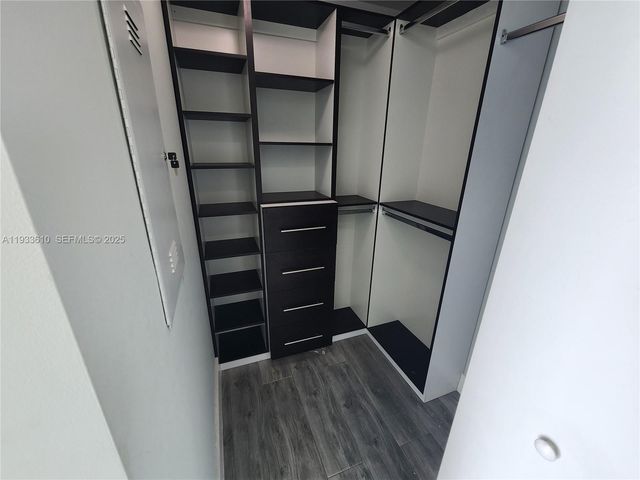 1300 S Miami Ave 3502, Miami, FL 33130