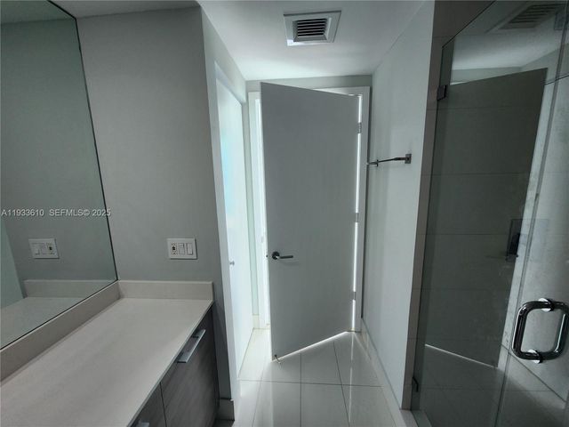 1300 S Miami Ave 3502, Miami, FL 33130