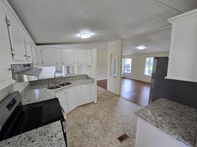 4125 Angel Drive, Dalzell, SC 29040