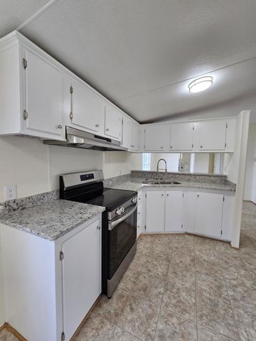 4125 Angel Drive, Dalzell, SC 29040