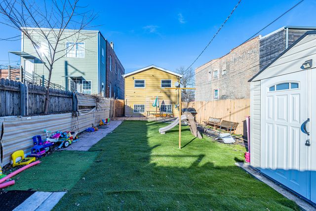 641 W 54th Place, Chicago, IL 60609