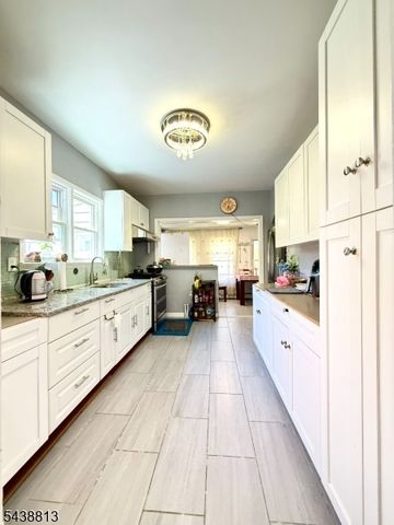 110 Randolph Ave, South Plainfield Boro, NJ 07080