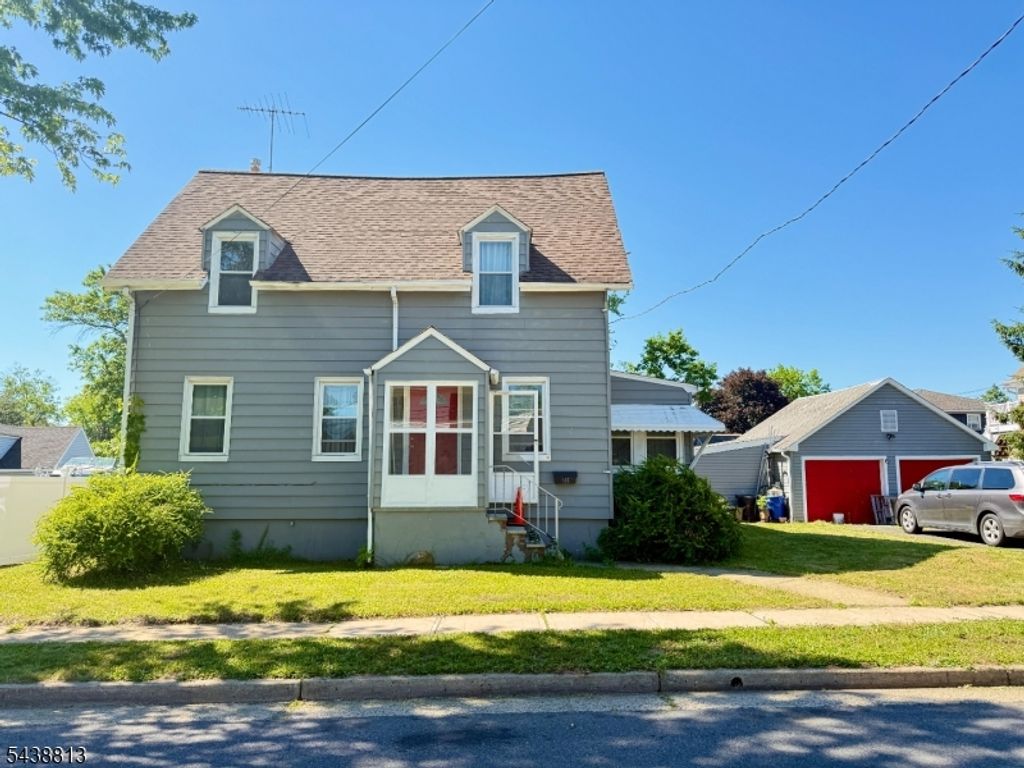 110 Randolph Ave, South Plainfield Boro, NJ 07080