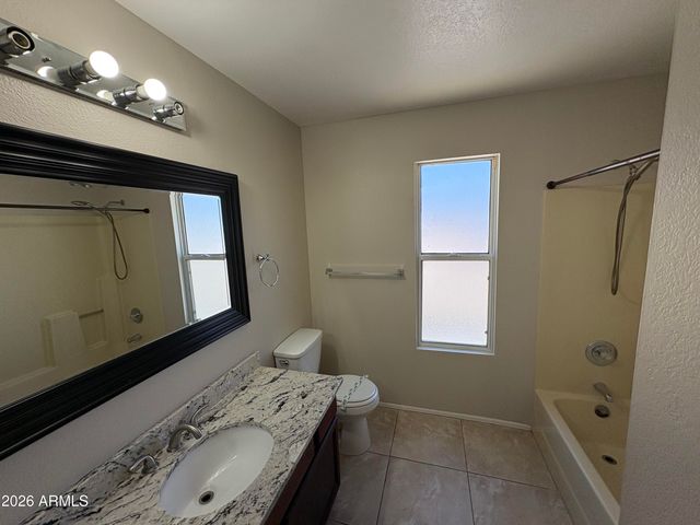 19821 N 9th Place, Phoenix, AZ 85024