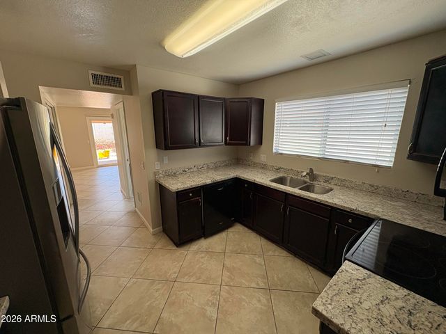19821 N 9th Place, Phoenix, AZ 85024