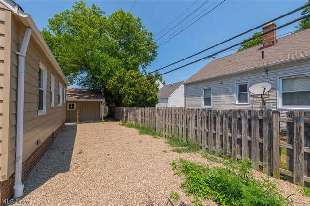 85 E 205th Street, Euclid, OH 44123