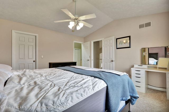 1375 Daylily, Holt, MI 48842
