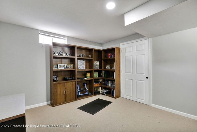 1375 Daylily, Holt, MI 48842