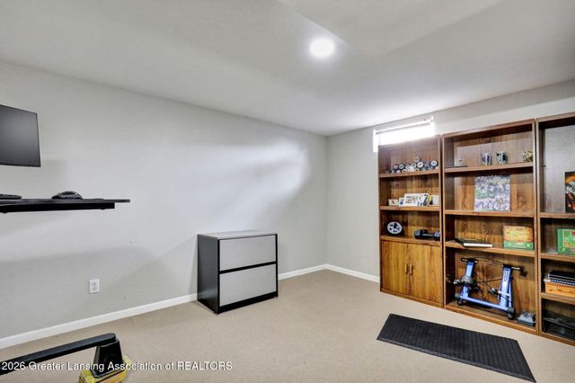 1375 Daylily, Holt, MI 48842