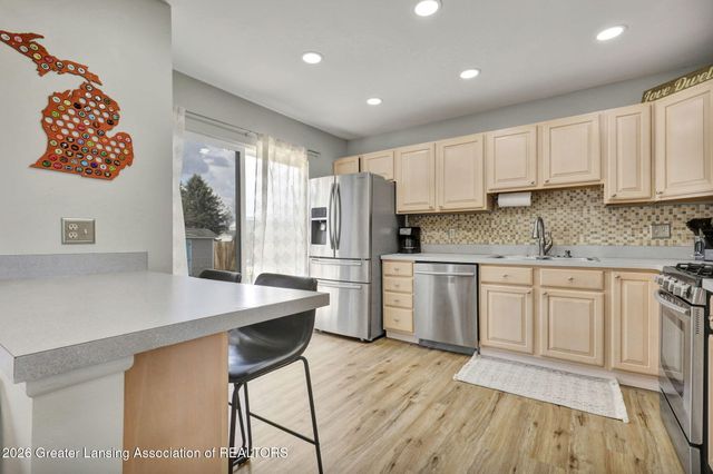1375 Daylily, Holt, MI 48842