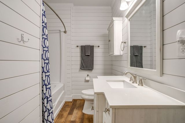 2119 Stanley Avenue, Fort Worth, TX 76110