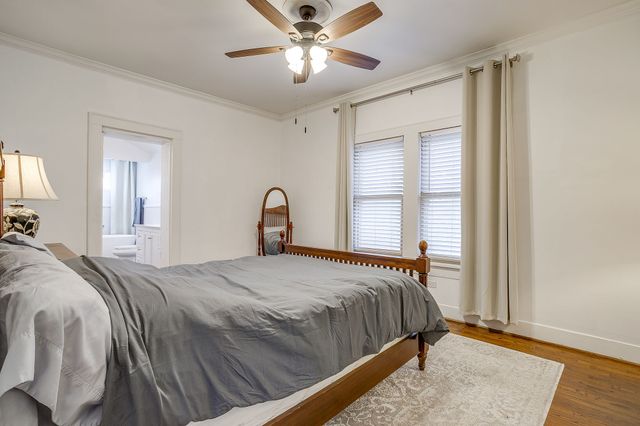 2119 Stanley Avenue, Fort Worth, TX 76110