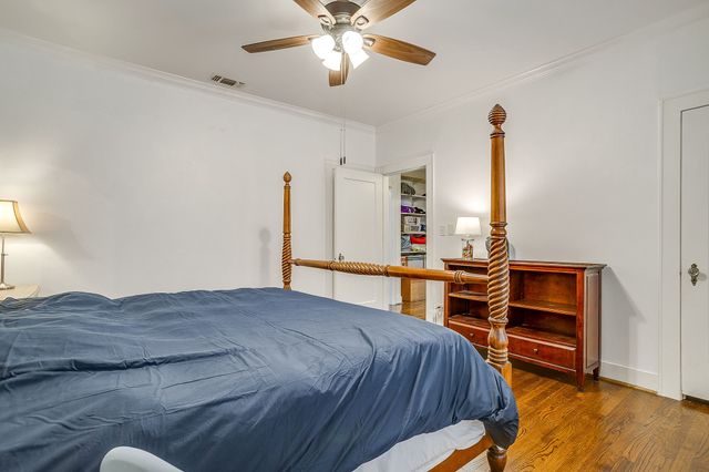 2119 Stanley Avenue, Fort Worth, TX 76110