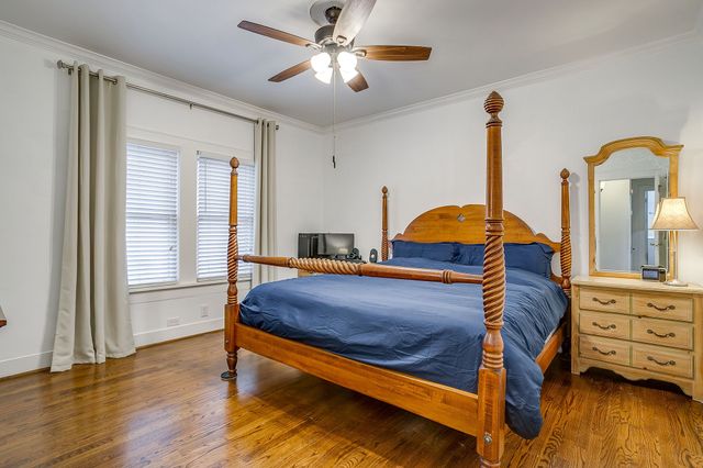 2119 Stanley Avenue, Fort Worth, TX 76110