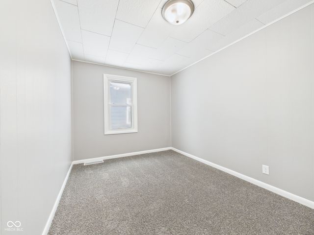 124 W Cross Street, Anderson, IN 46012