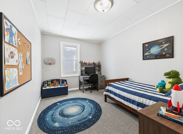 124 W Cross Street, Anderson, IN 46012