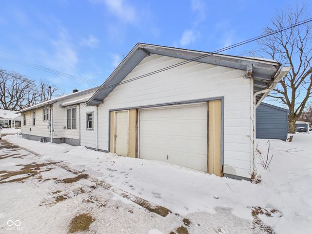 124 W Cross Street, Anderson, IN 46012