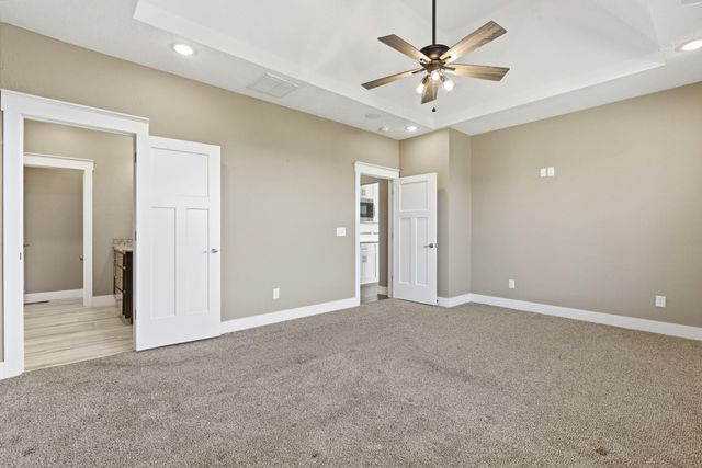 727 S Hickory Drive, Springfield, MO 65809