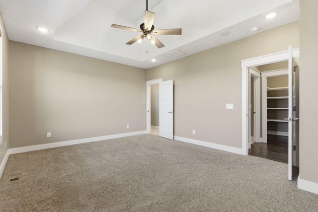 727 S Hickory Drive, Springfield, MO 65809