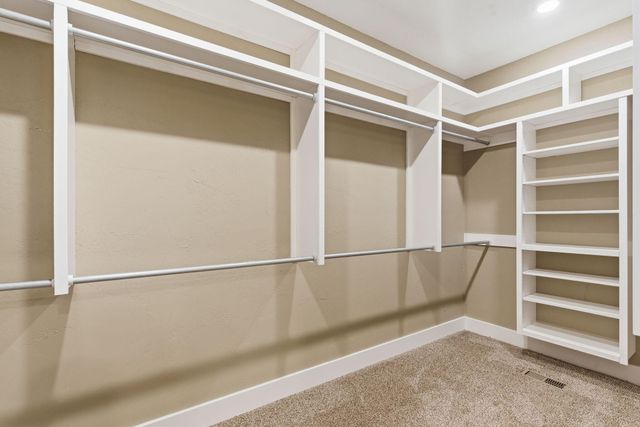 727 S Hickory Drive, Springfield, MO 65809