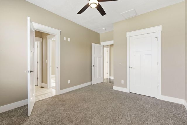 727 S Hickory Drive, Springfield, MO 65809