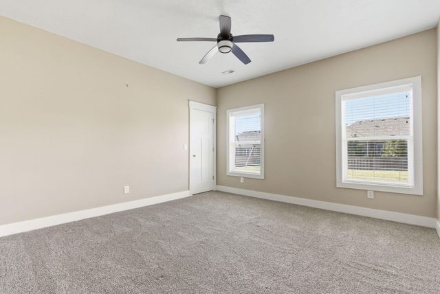 727 S Hickory Drive, Springfield, MO 65809