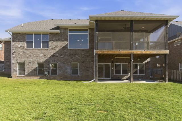 727 S Hickory Drive, Springfield, MO 65809