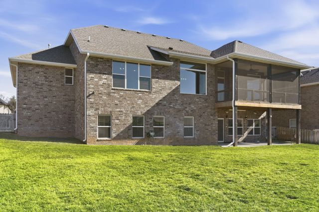 727 S Hickory Drive, Springfield, MO 65809