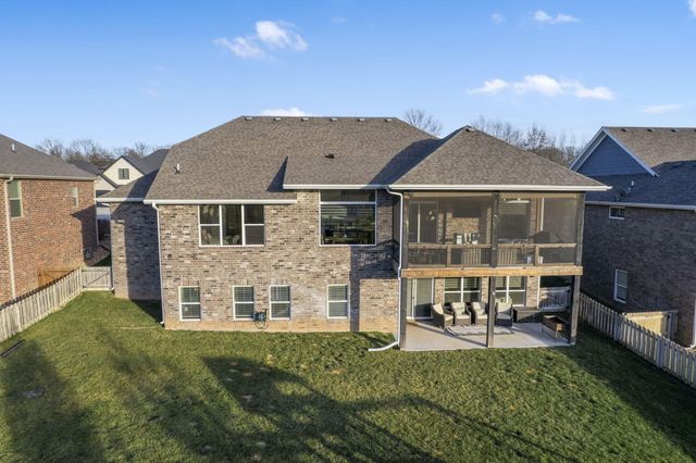 727 S Hickory Drive, Springfield, MO 65809