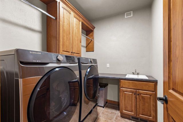 1928 TIMBERLINE DRIVE, Oshkosh, WI 54904