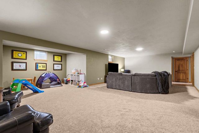 1928 TIMBERLINE DRIVE, Oshkosh, WI 54904