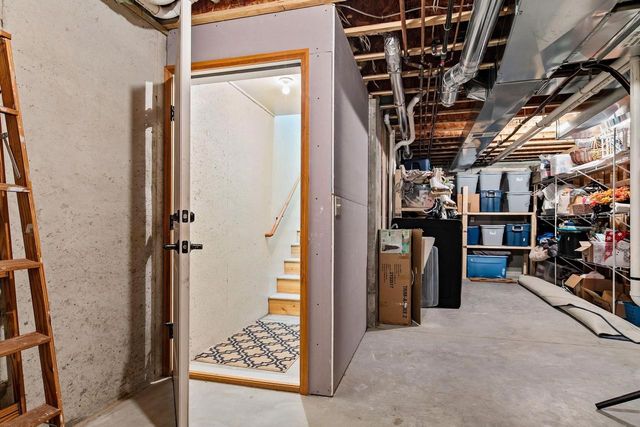 1928 TIMBERLINE DRIVE, Oshkosh, WI 54904