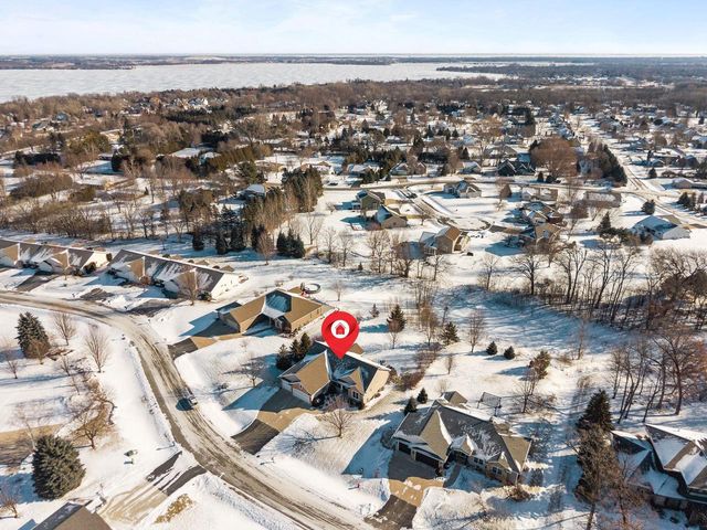 1928 TIMBERLINE DRIVE, Oshkosh, WI 54904