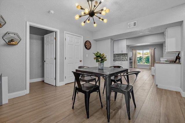 1560 NE 32ND Street, Oakland Park, FL 33334