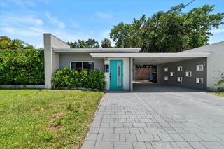 1560 NE 32ND Street, Oakland Park, FL 33334