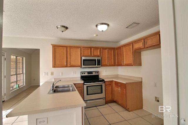 8815 Gryder Street, Foley, AL 36535