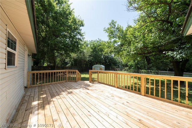 6 Raleigh Circle, Fort Smith, AR 72901