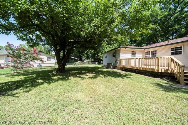 6 Raleigh Circle, Fort Smith, AR 72901