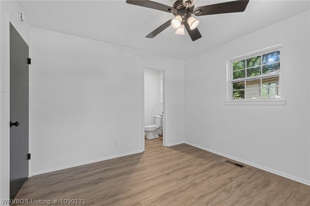 6 Raleigh Circle, Fort Smith, AR 72901