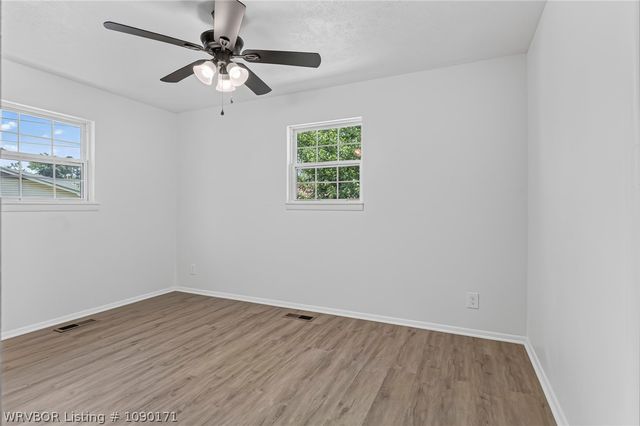 6 Raleigh Circle, Fort Smith, AR 72901