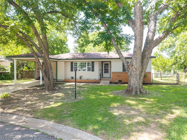 6 Raleigh Circle, Fort Smith, AR 72901