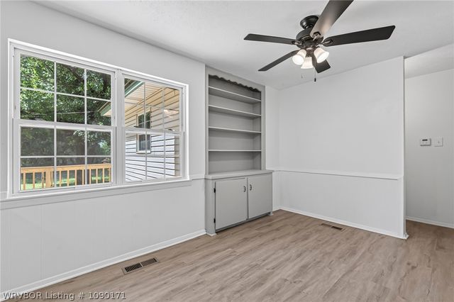 6 Raleigh Circle, Fort Smith, AR 72901