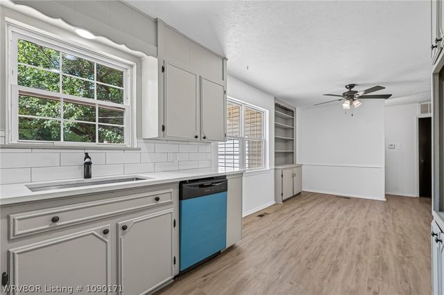 6 Raleigh Circle, Fort Smith, AR 72901