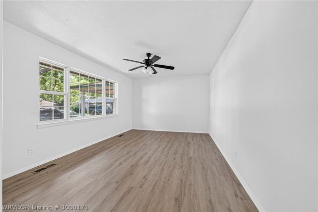 6 Raleigh Circle, Fort Smith, AR 72901